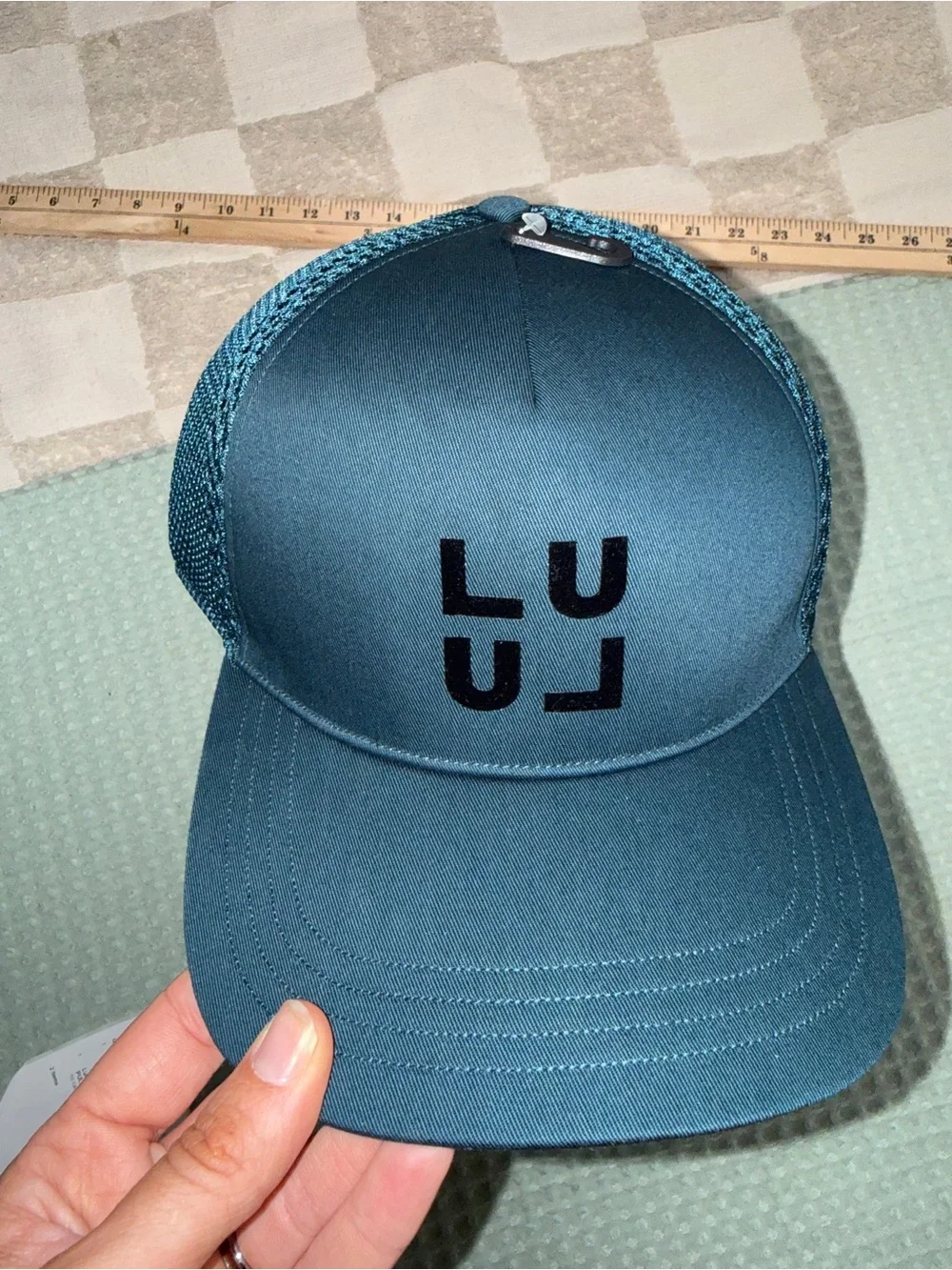 NWT Lululemon Trucker Hat L/XL